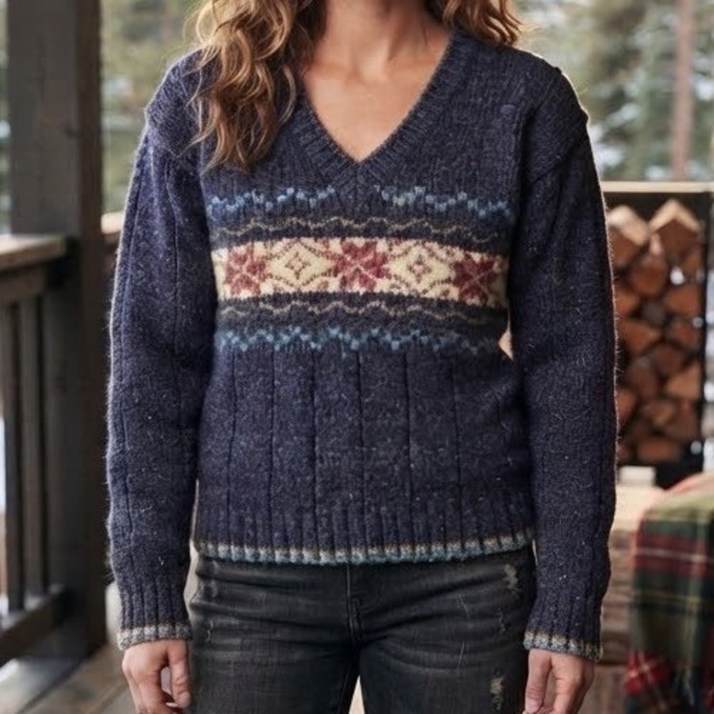 St Johns Bay Vintage Fair Isle V-Neck Sweater Navy Blue Large